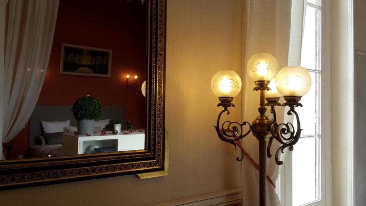 Hotel Château Marith - Etablissement climatisé avec Piscine à Clairac  Extérieur photo